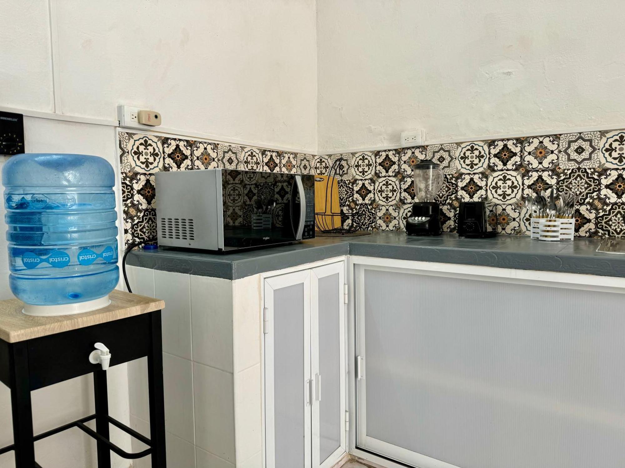 Casita Azul Colonial En El Centro De Merida. Eksteriør bilde